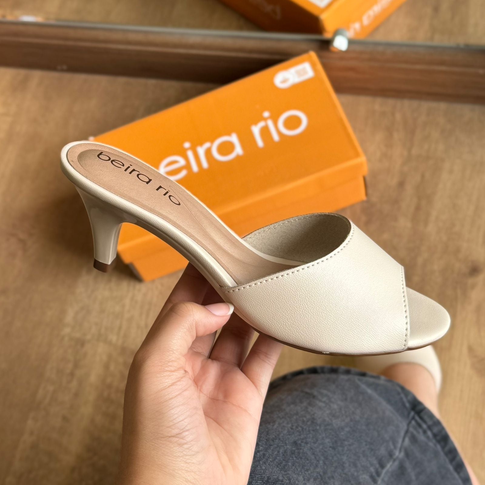 Sandália Mule Beira Rio Salto Fino Baixo 8308.1438