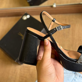 Sandália Vizzano Salto Bloco Tira Brilhosa 6472.215