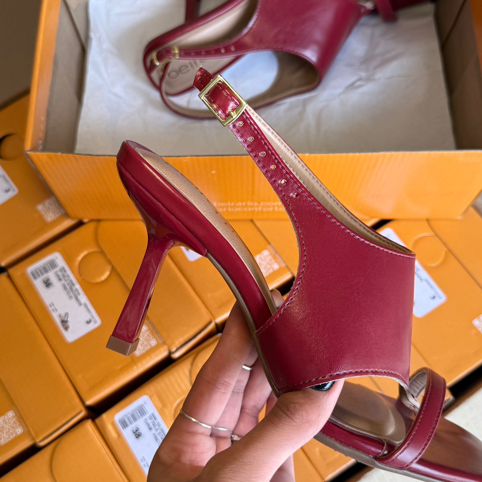 Sandália Beira Rio com Ajuste 8490.318