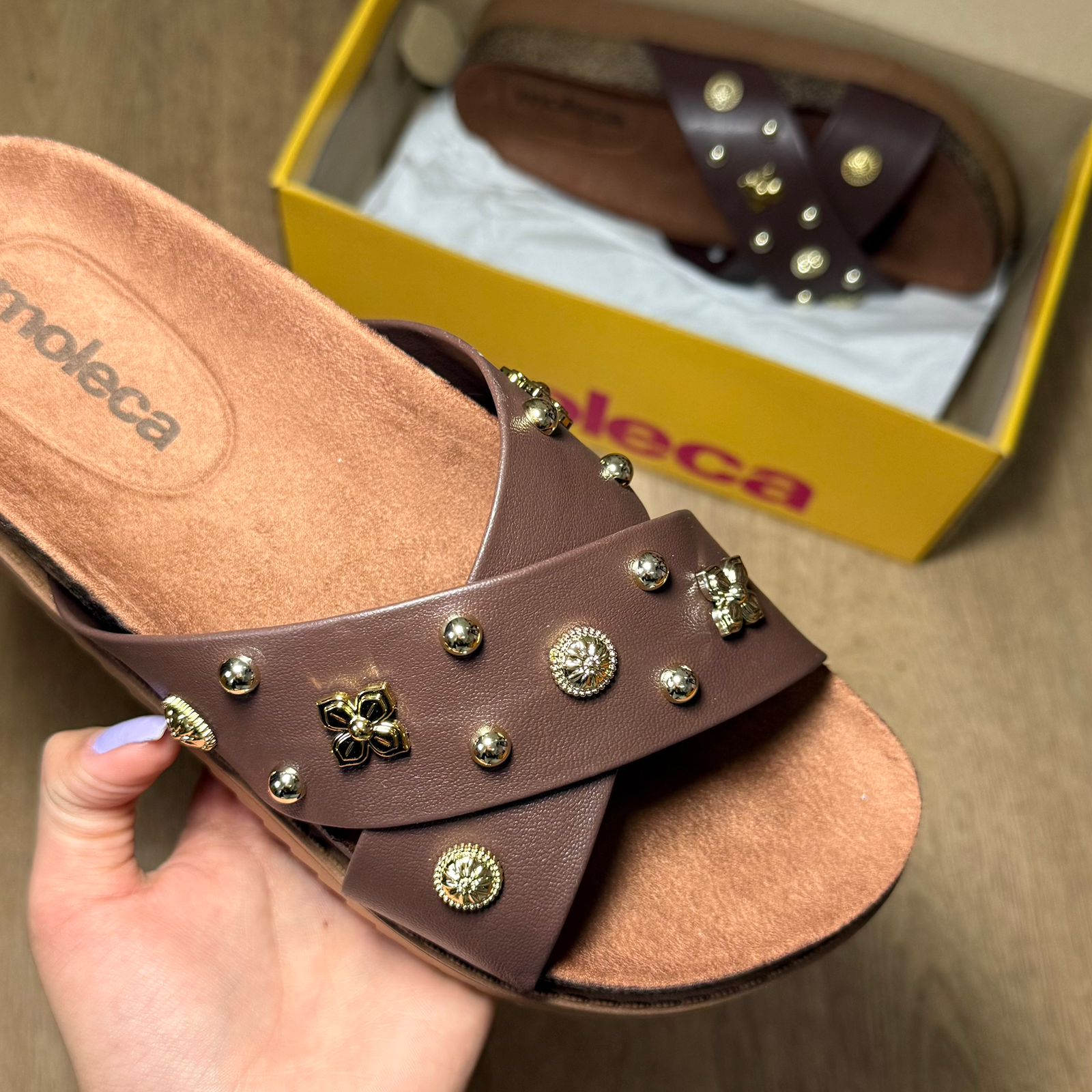 Sandália Papete Moleca em X Pedrarias 5500.112