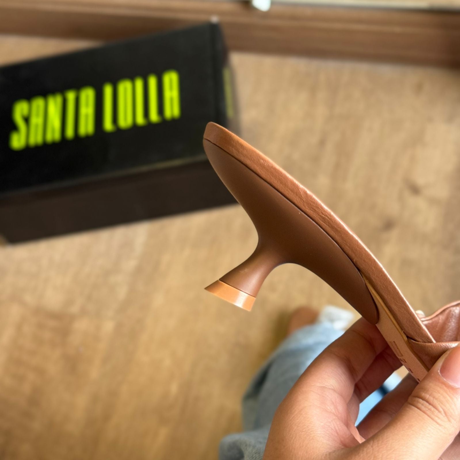 Mule Santa Lolla Couro Torino Salto Baixo Fino 0828.4A38.033B