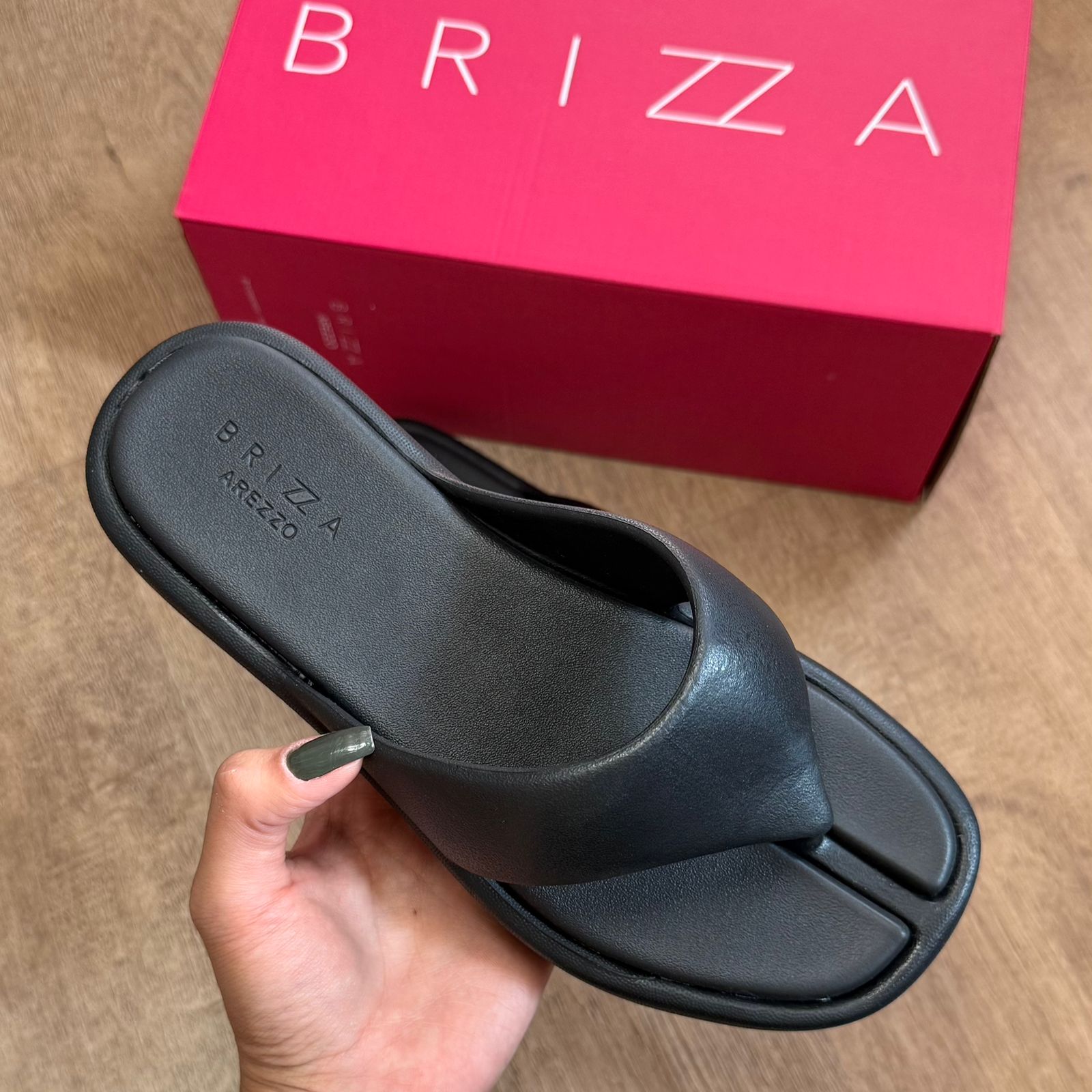 Sandália Arezzo Flatform Bicolor Tira Z191690001