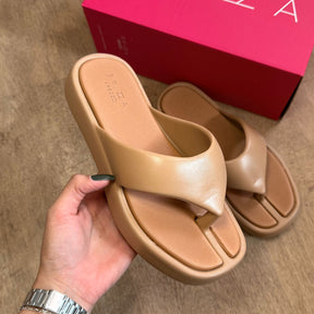 Sandália Arezzo Flatform Bicolor Tira Z191690001