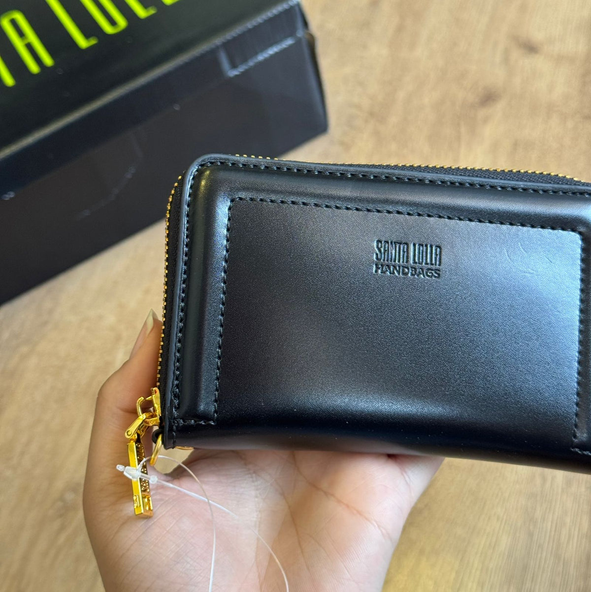 Carteira Santa Lolla Floater  Alça De Mão 0471.4B77.037B