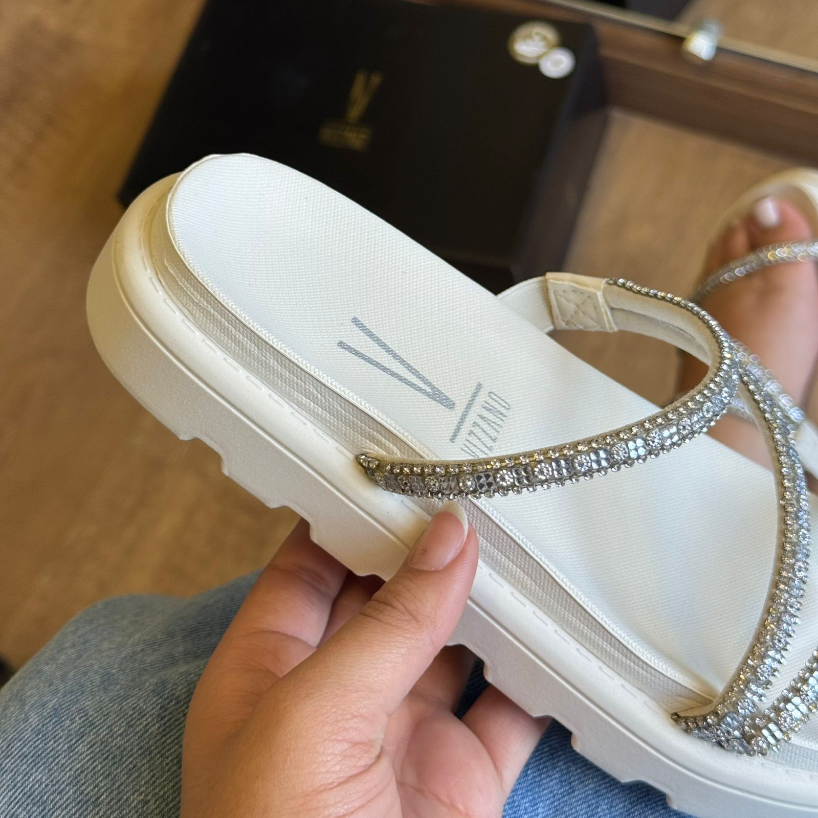 Sandália Vizzano Tiras Strass Prateado 6459.118