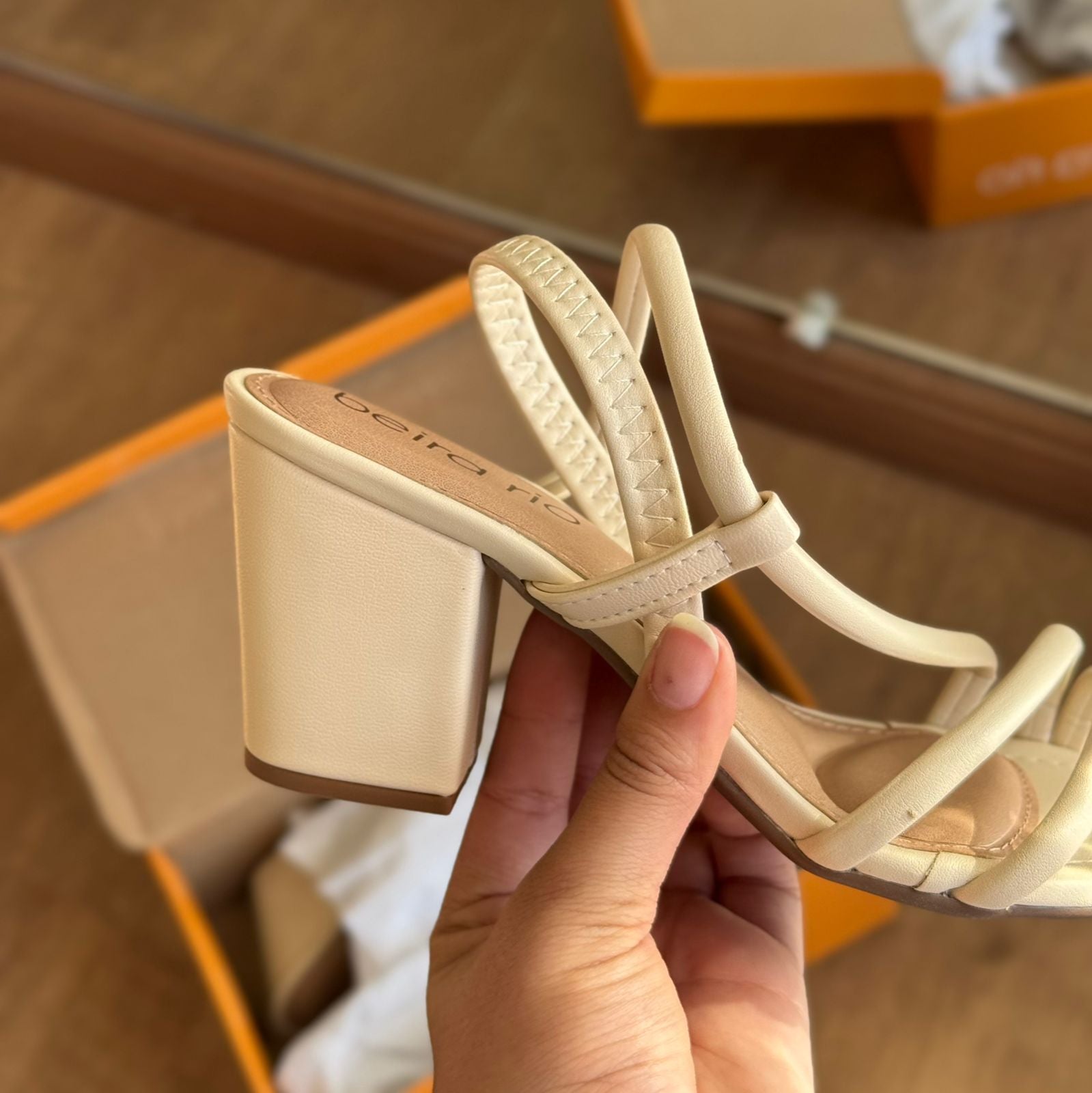 Sandália Tiras finas Beira Rio 8280.686