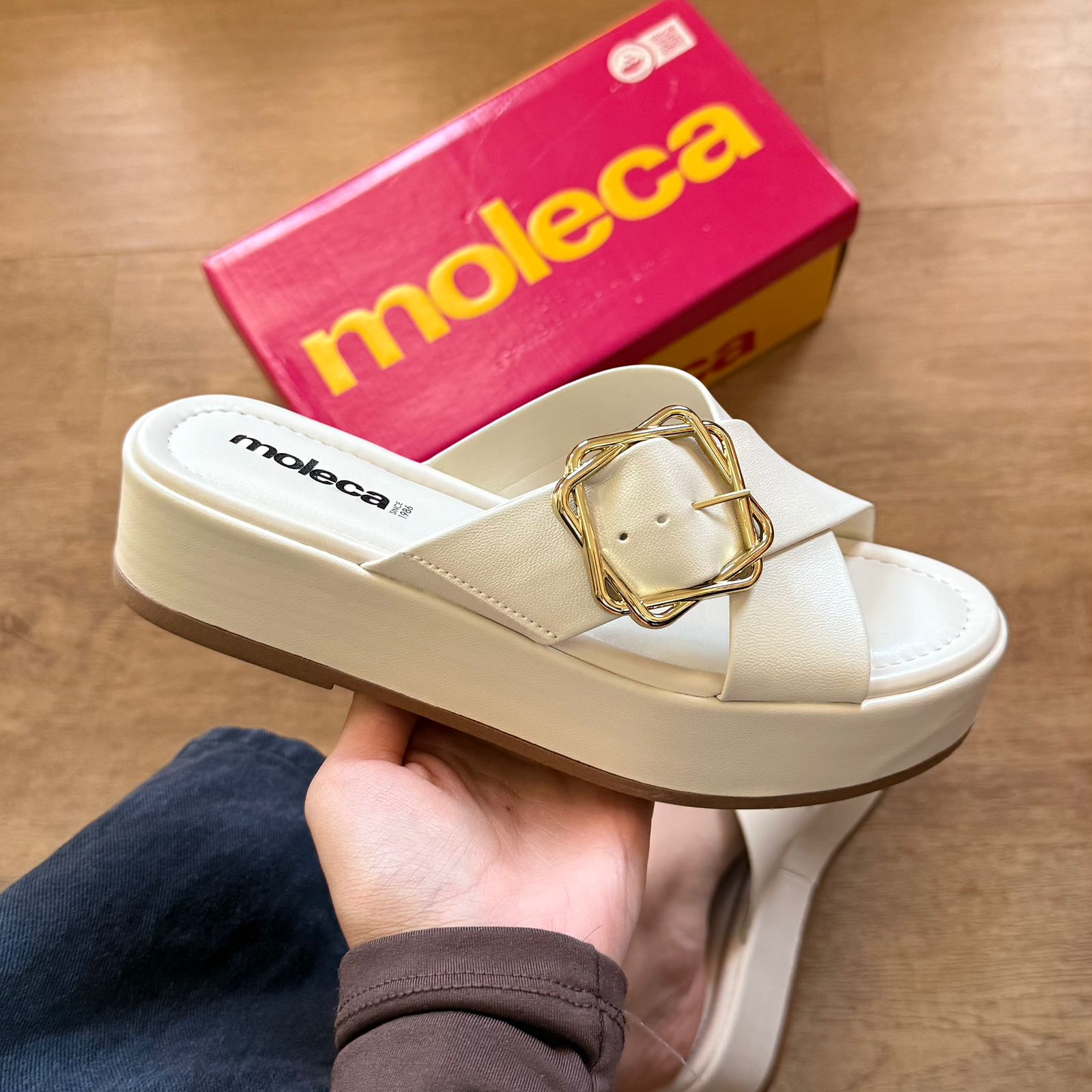 Sandália Moleca Detalhe Fino na Tira 5553.101.9569 - Soft