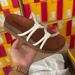 Sandália Moleca Tratorado com Cordas 5500.111