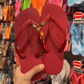 Havaianas Top + Pins Brasil, Tucano, Coqueiro, Aguá de Coco e Sol