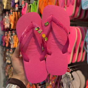 Havaianas Top + Pins Brasil, Tucano, Coqueiro, Aguá de Coco e Sol