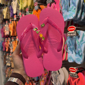 Havaianas Top + Pins Brasil, Tucano, Coqueiro, Aguá de Coco e Sol