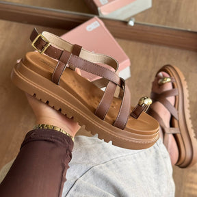 Sandália Modare Detalhe Dourado no Dedo 7200.107