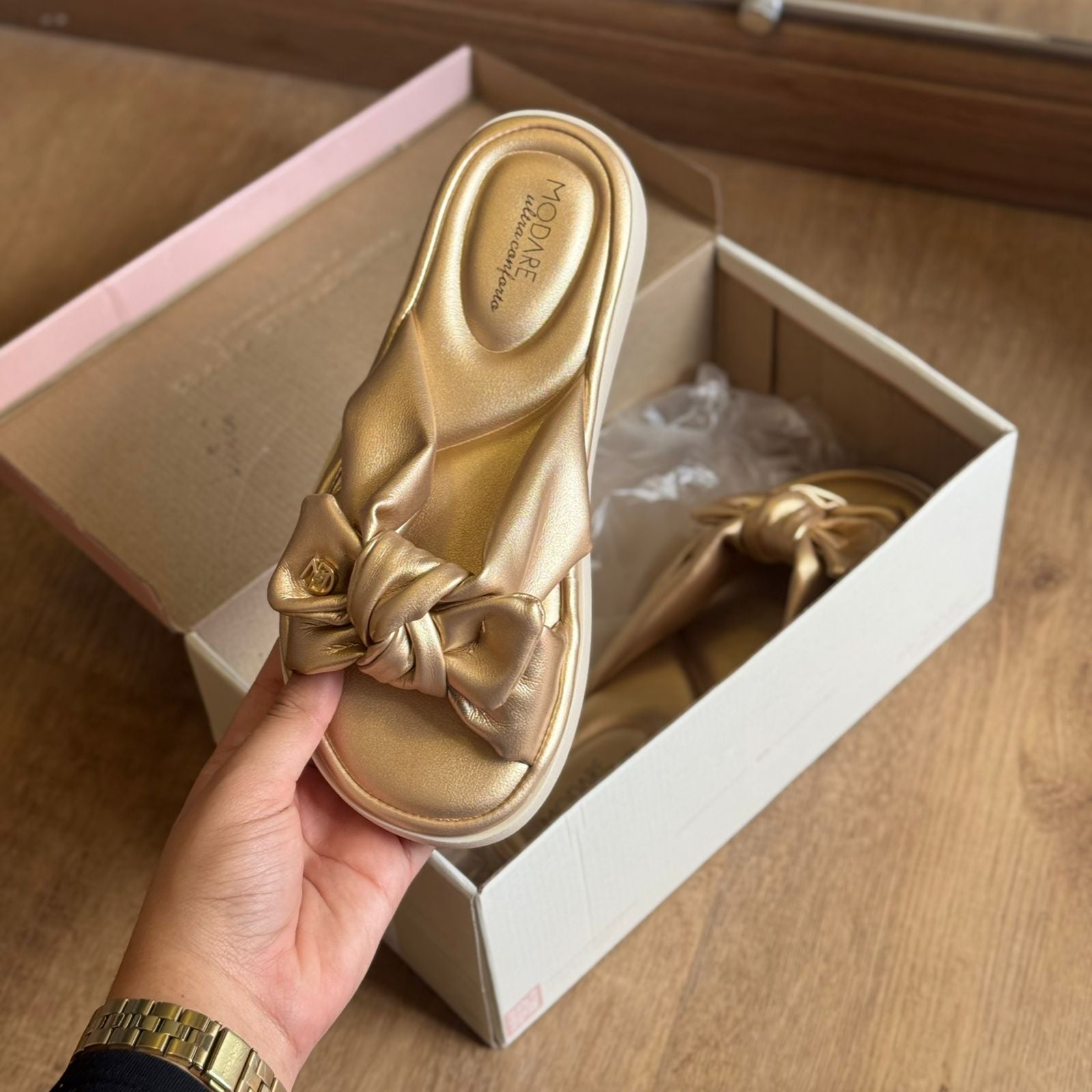 Sandália Modare Detalhe de Laço 7208.101