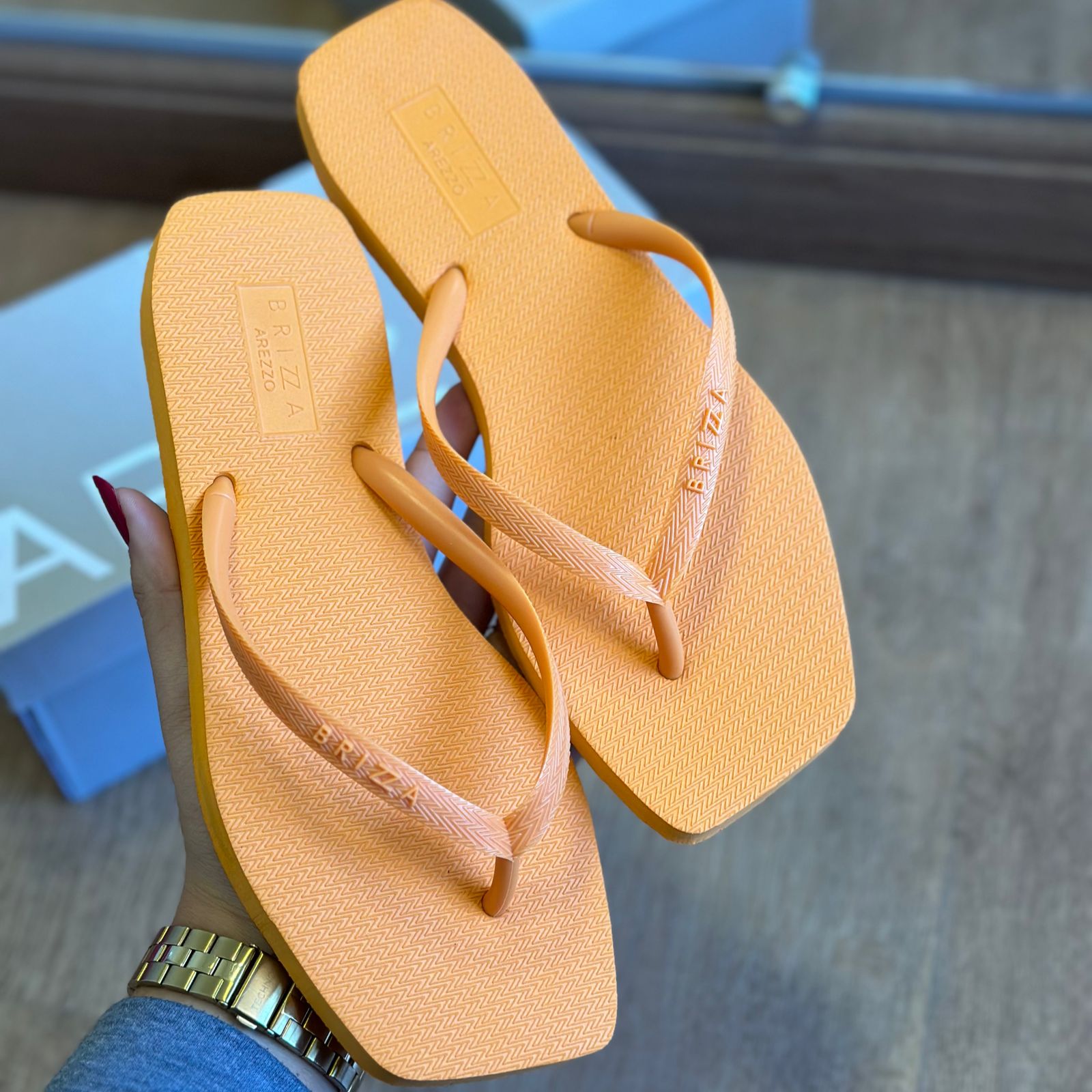 Chinelo Arezzo Z190270002