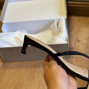 Sandália Salto Arezzo Detalhe Geométrico A135520002