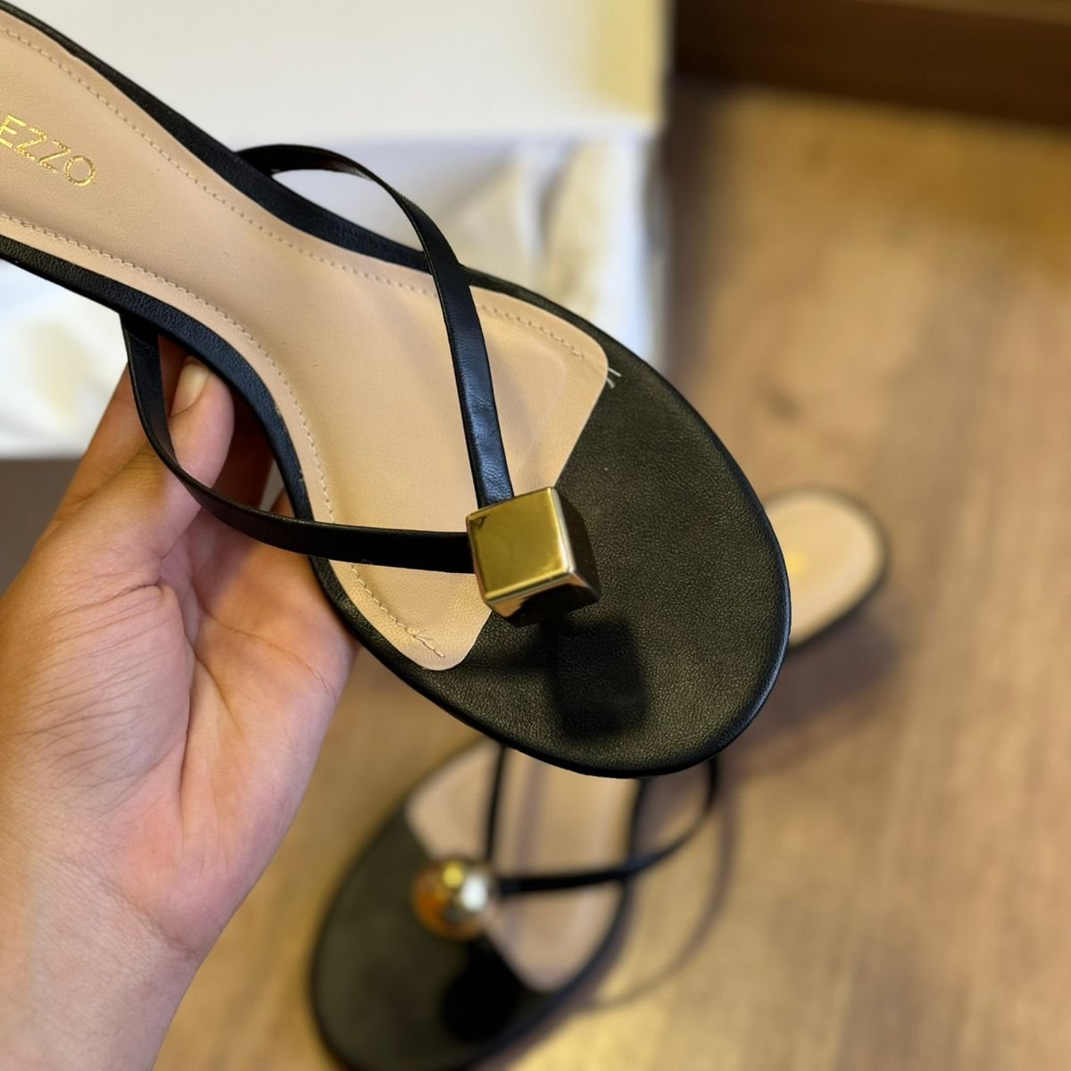 Sandália Salto Arezzo Detalhe Geométrico A135520002