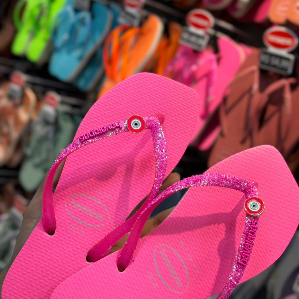 Havaianas Slim Square Glitter Neon + Pin Olho Grego Fixo