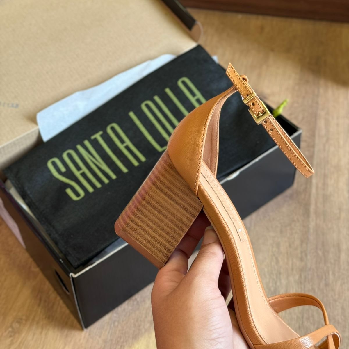 Sandália Santa Lolla Couro Pelica Soft Salto Bloco 0834.4AC8