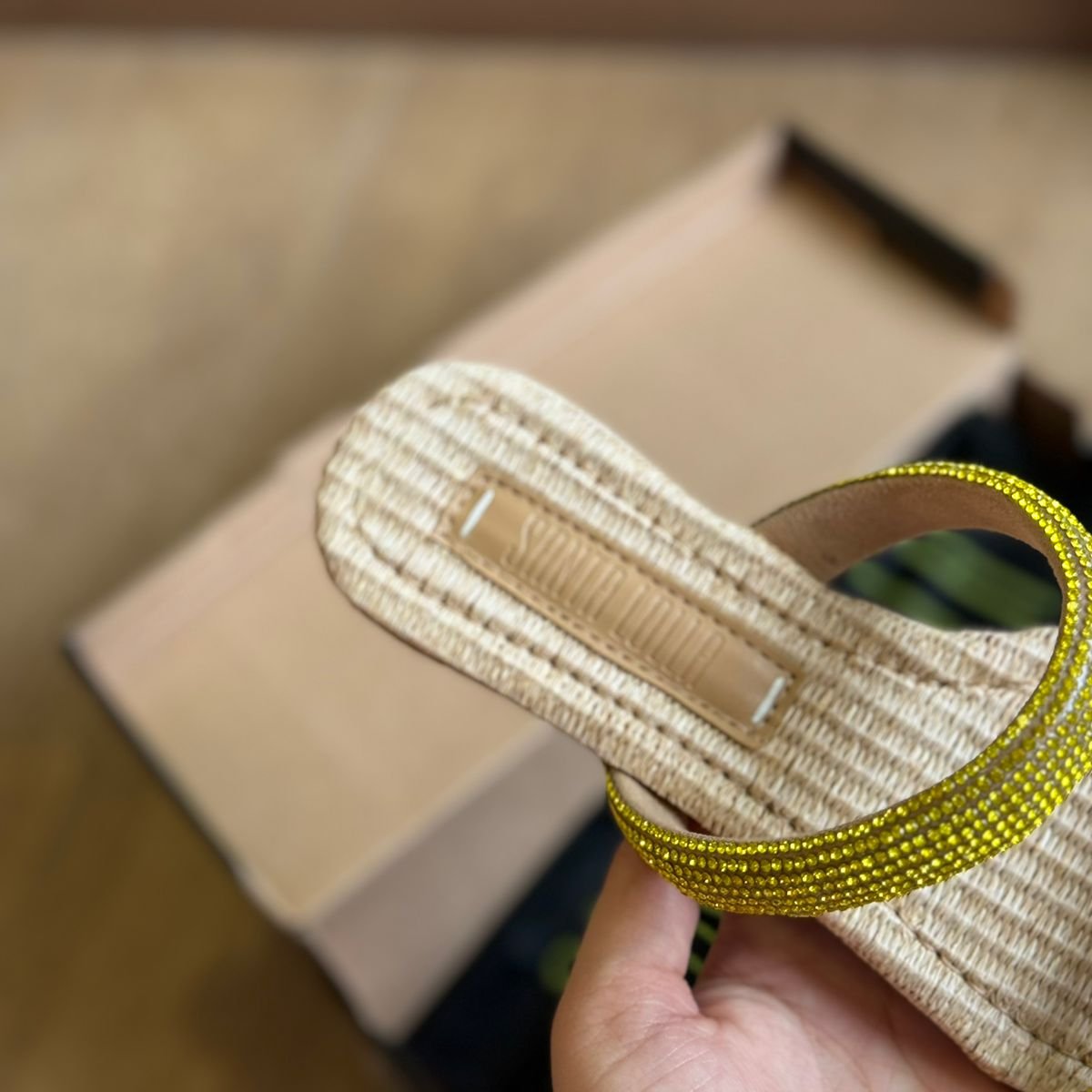 Rasteira Santa Lolla Manta Cristal 01F7.4BEC.00D2