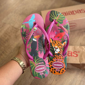 Chinelo Havaianas Slim Summer Bliss + Pin Tucano e Coqueiro