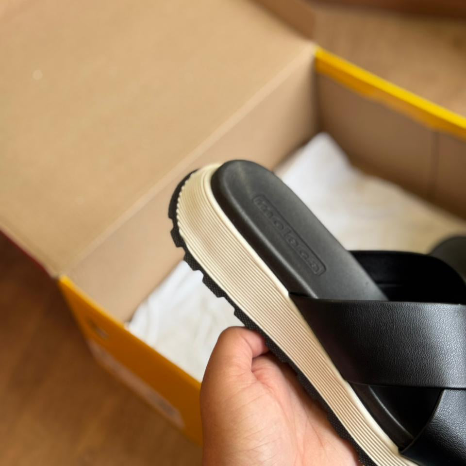 Sandália Moleca Tiras Cruzadas 5537.100