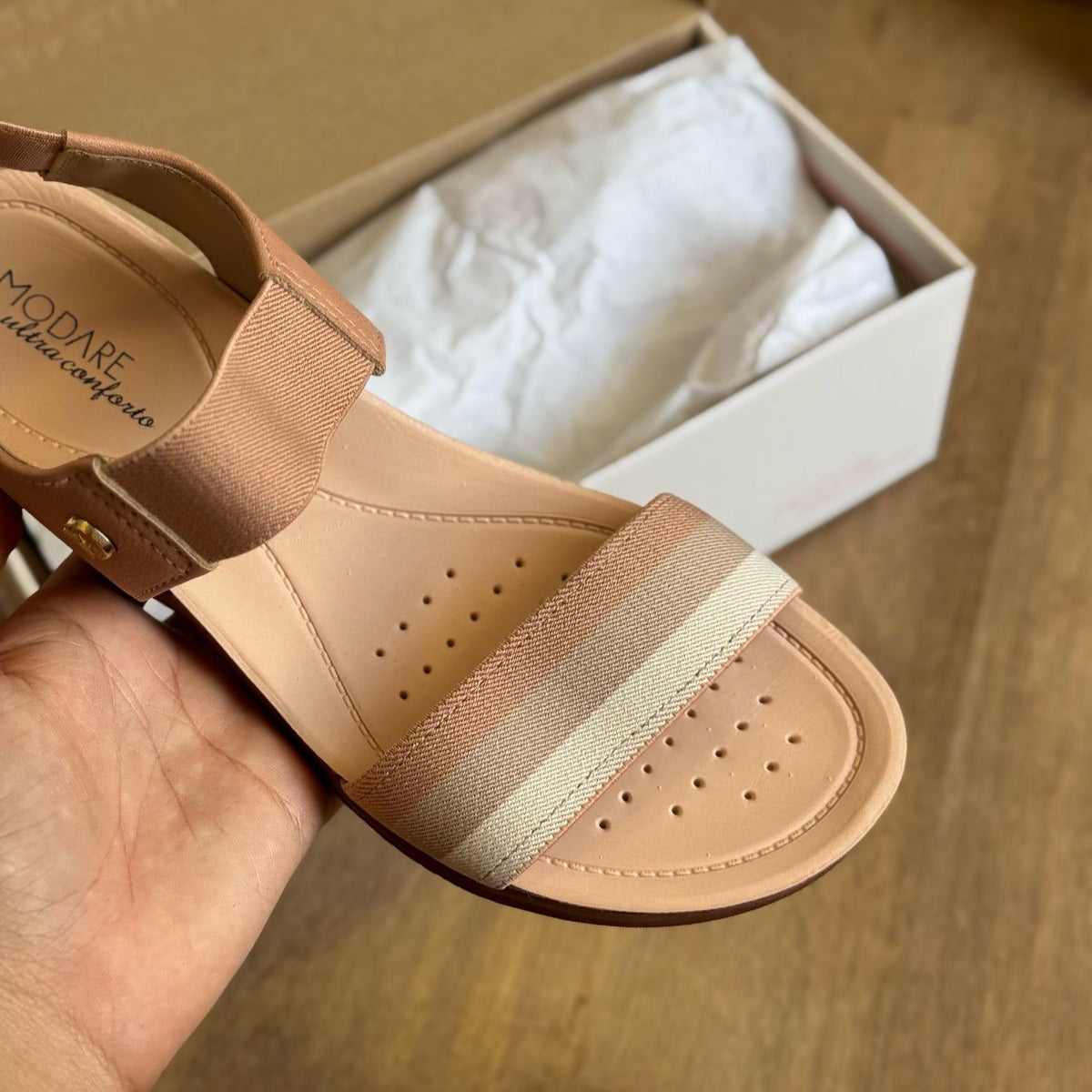 Sandália Modare com Ajuste 7125.241