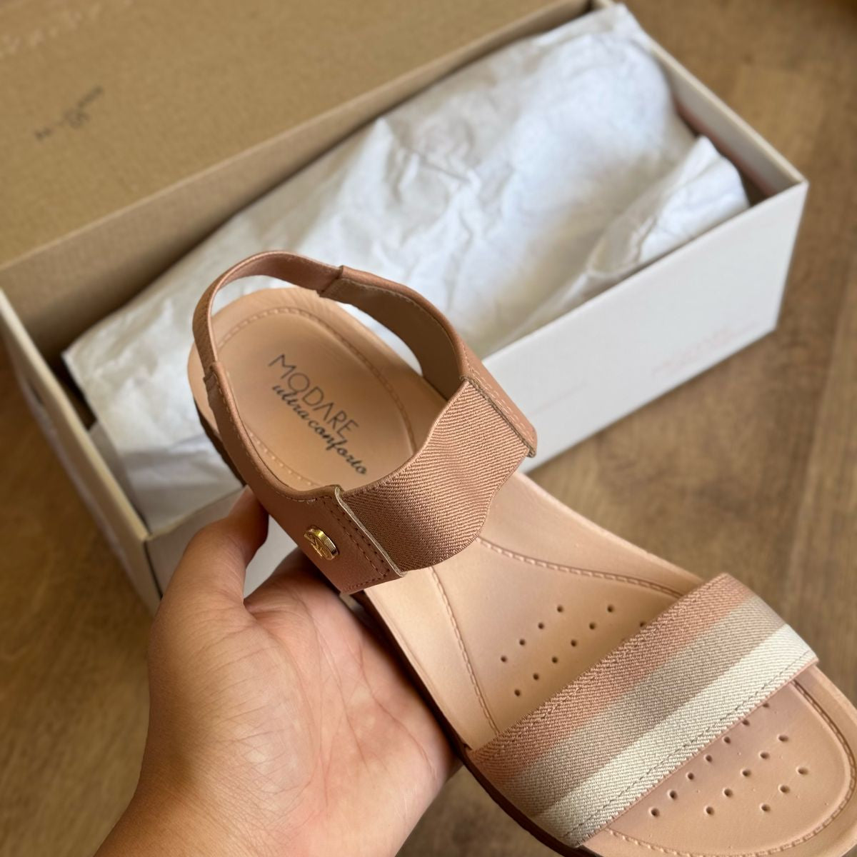 Sandália Modare com Ajuste 7125.241