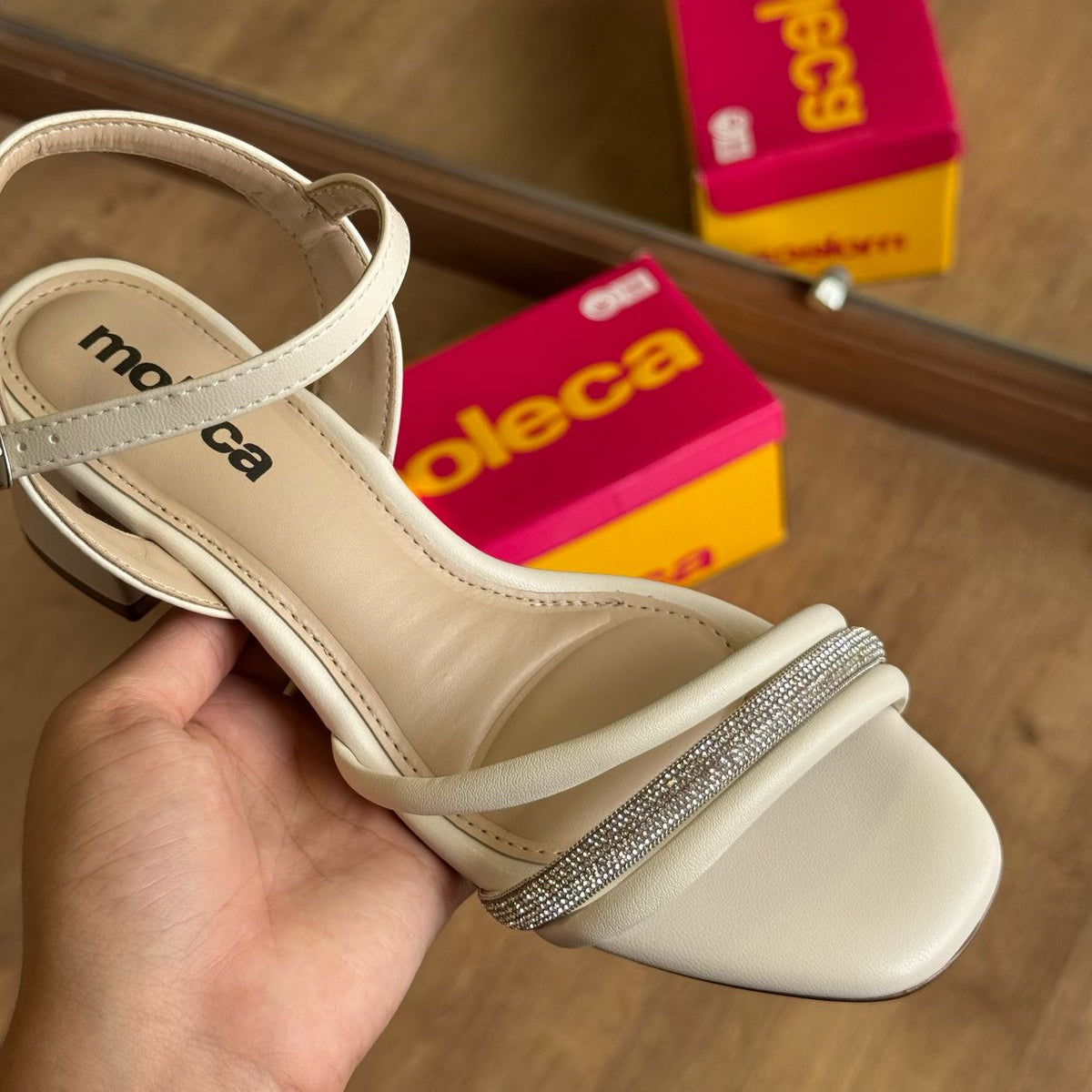 Sandália Moleca Salto Bloco Tiras Grossas 5496.113