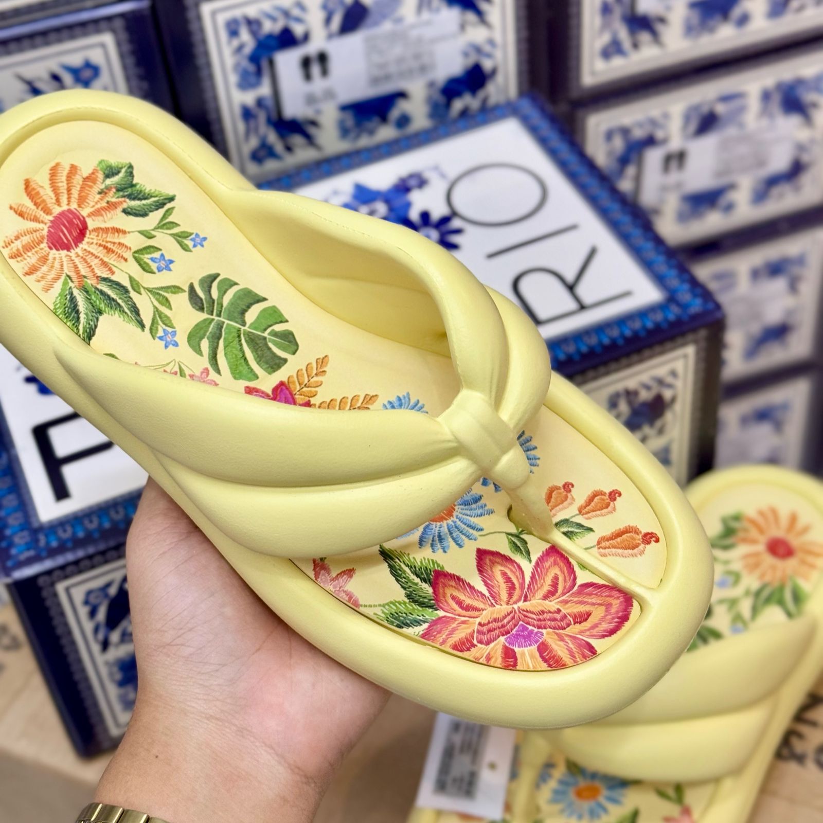 Sandália Farm Rio Katita Print J1005700