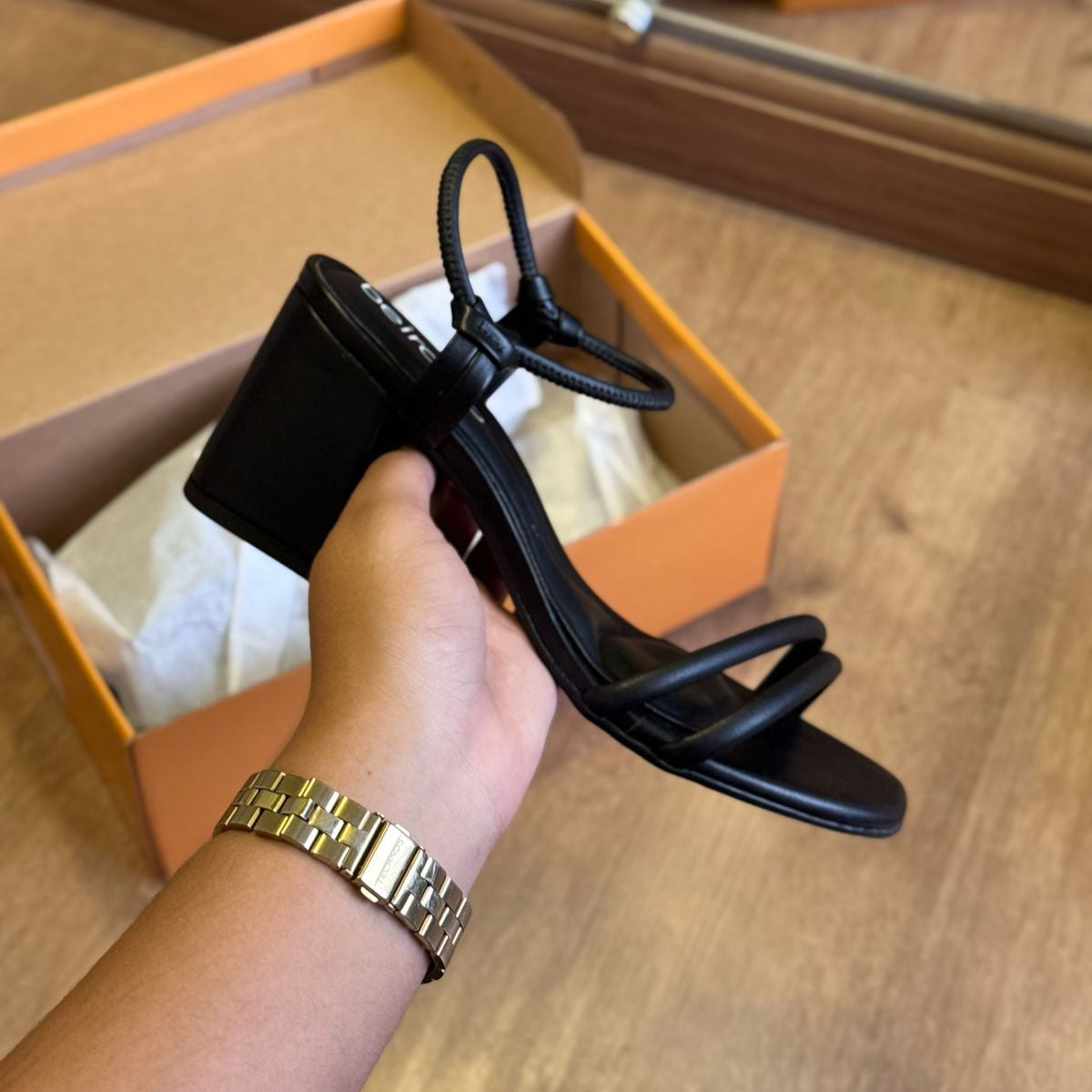 Sandália Beira Rio Salto Bloco com Tiras Finas 8436.213