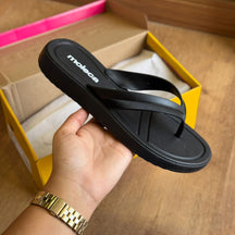 Chinelo Moleca Tiras Pronta PVC 5548.100