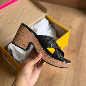 Sandália Moleca Tamanco Cruzado Efeito Palha 5549.104