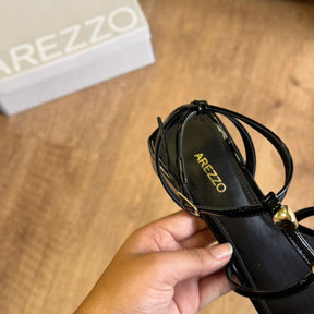 Sandália Arezzo Salto Bloco Tiras Metais A137730001