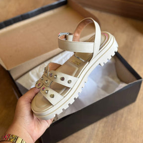 Sandália Vizzano Detalhes Dourados Circulares 6538.101