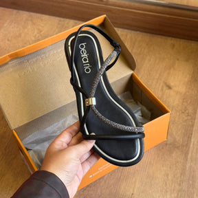 Sandália Beira Rio Rasteira com Tira Strass 8552.103