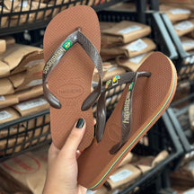 Havaianas Brasil Logo + Pin Tucano e Coqueiro