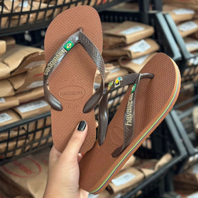 Havaianas Brasil Logo + Pin Tucano e Coqueiro