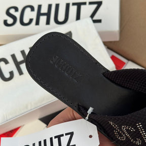 Sandália Schutz  Rasteira de X Logo S208890021