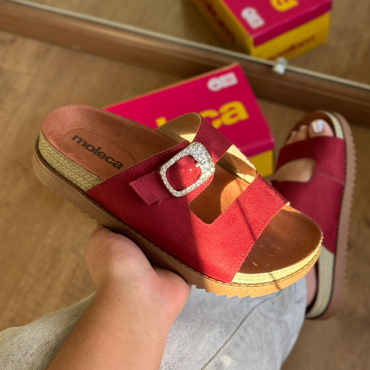 Sandália Moleca Fivela Brilhante 5500.217