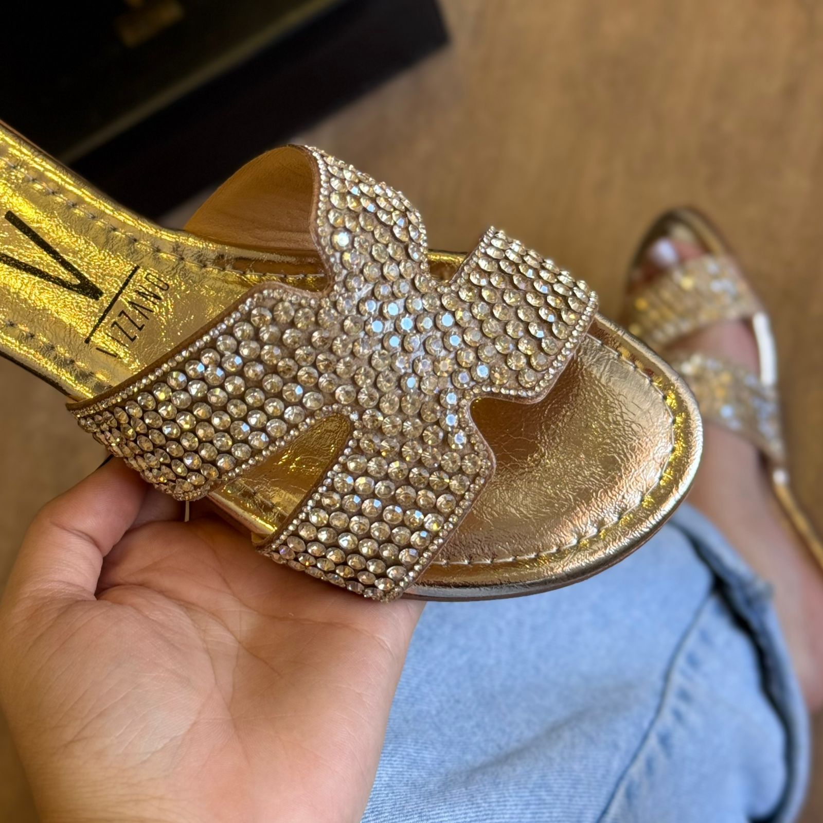 Sandália Rasteira Vizzano Cravejada 6371.1105