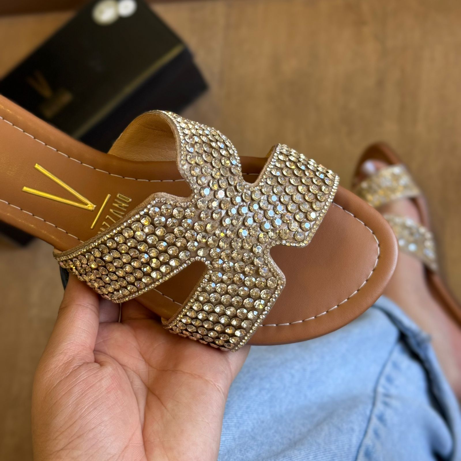 Sandália Rasteira Vizzano Cravejada 6371.1105