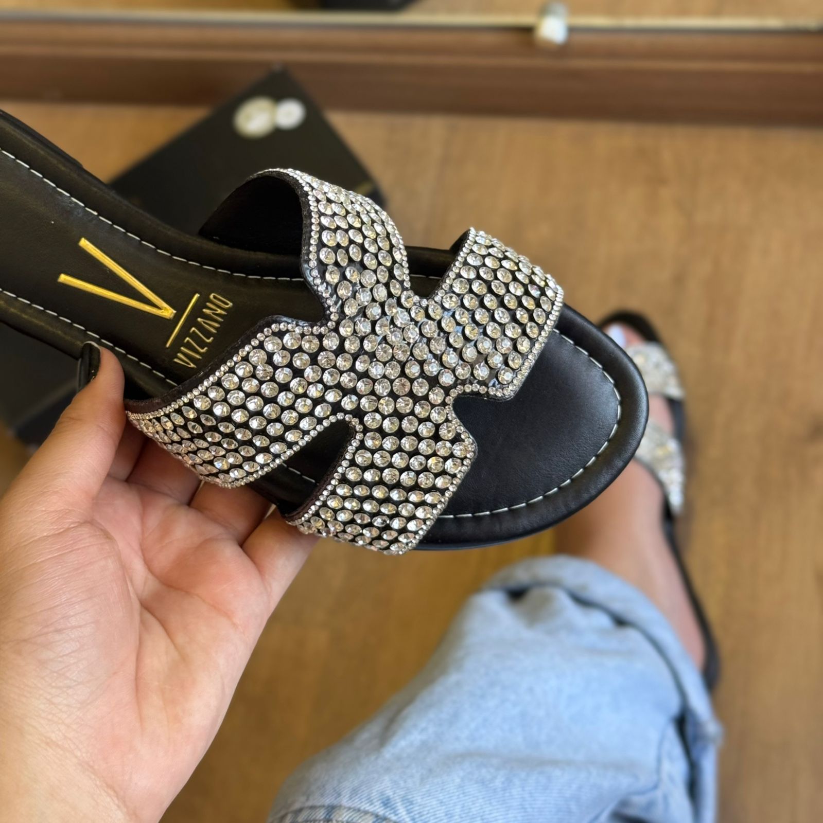 Sandália Rasteira Vizzano Cravejada 6371.1105