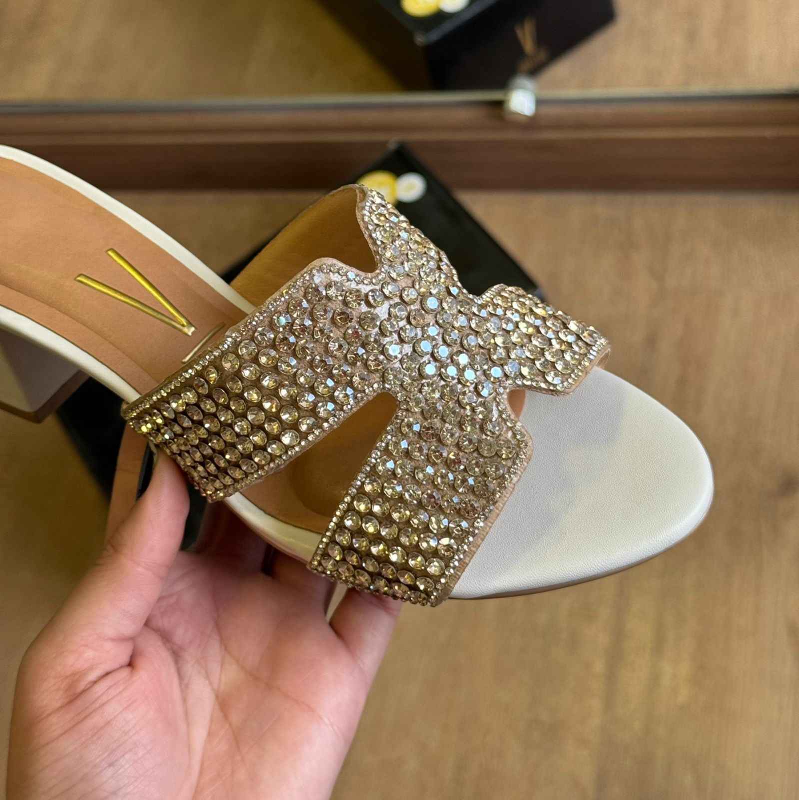 Sandália Salto Vizzano Tiras Brilhante 6291.1196