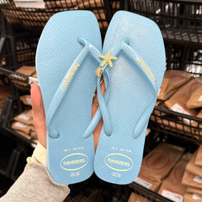 Chinelo Havaianas Logo Pop Up + Pin Tartaruga e Estrela