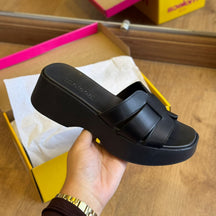 Sandália Tiras Grossas Moleca 5503.119