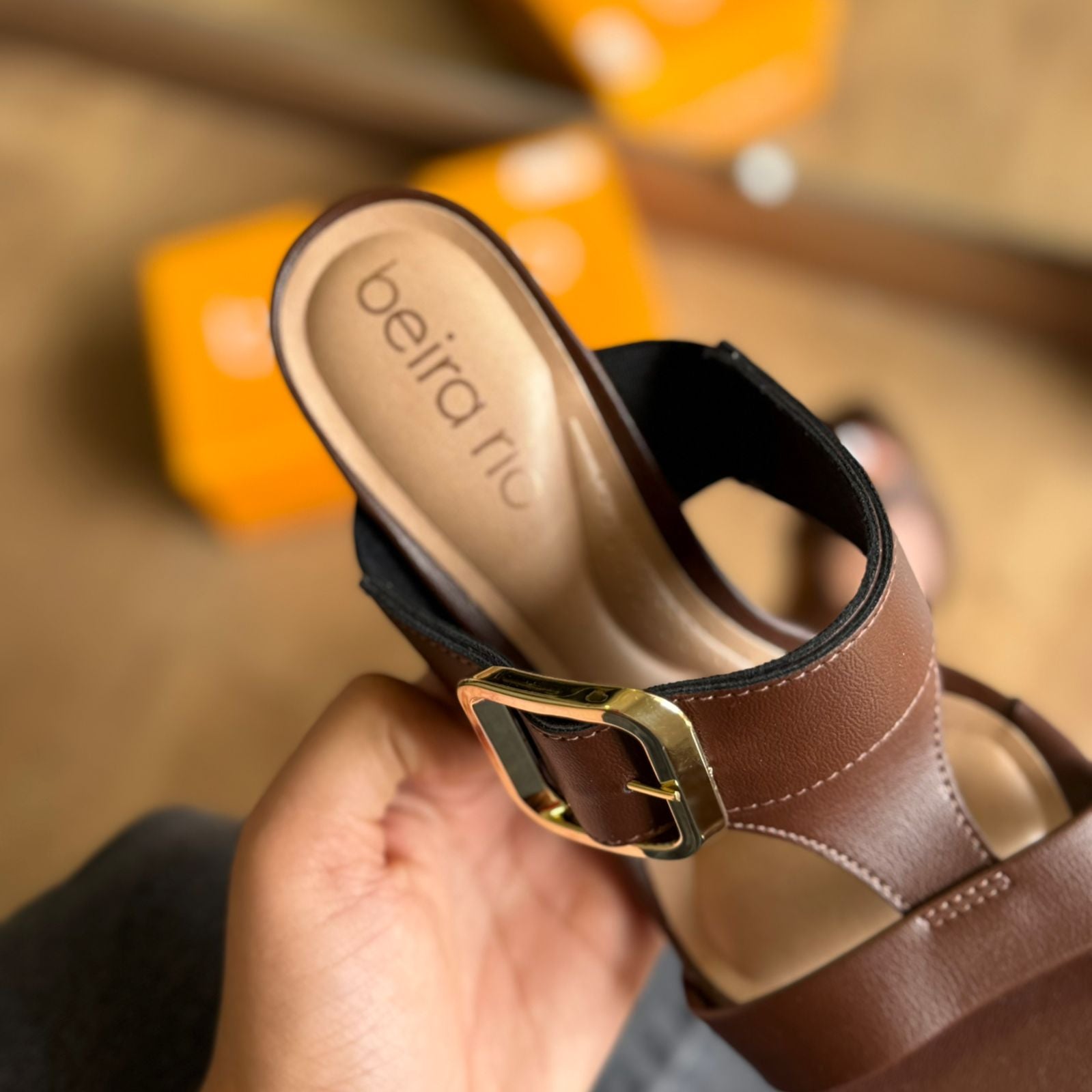 Sandália Salto Bloco Beira Rio 8436.240