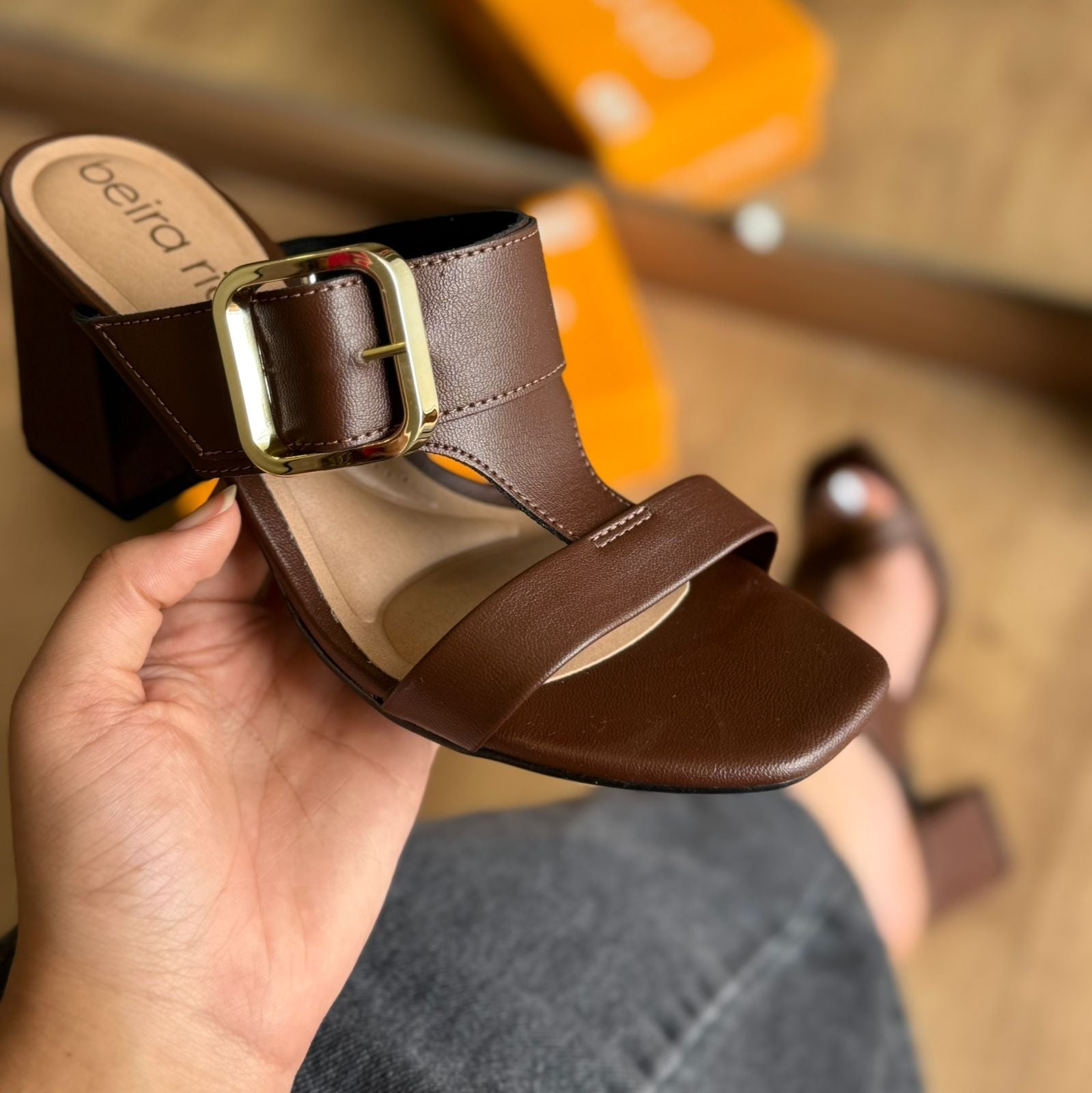 Sandália Salto Bloco Beira Rio 8436.240