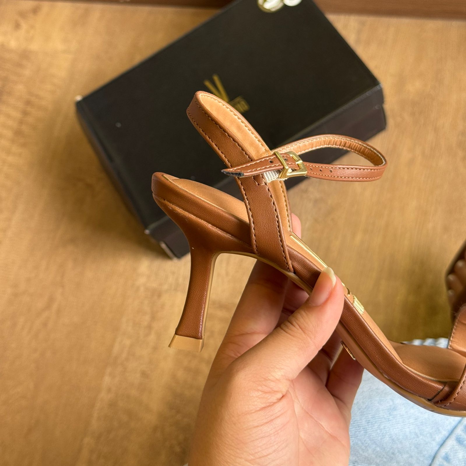 Sandália Vizzano Salto Fino 6536.113