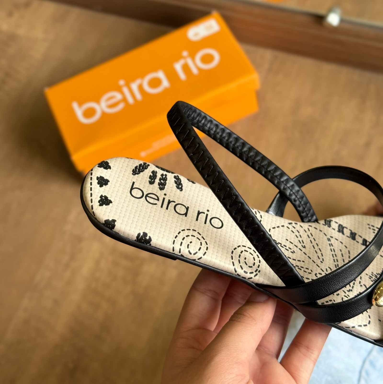 Sandália Rasteira  Beira Rio  8566.102