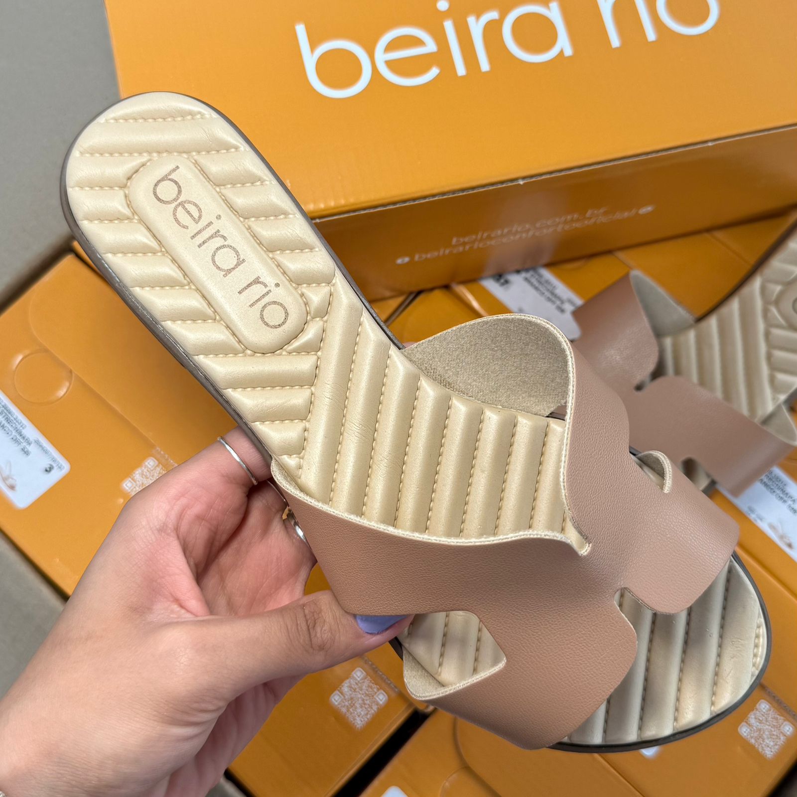 Sandália Rasteira Metalizada Beira Rio 8519.110